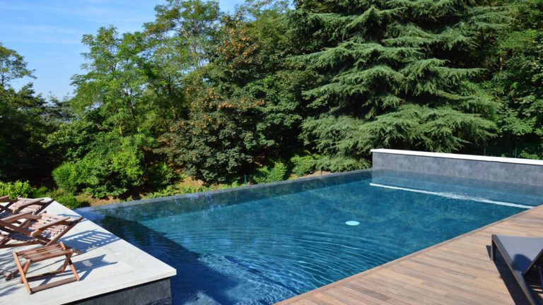 prelivový skimmerový bazen foliovy betonovy 3D folia ALKORPLAN3000 touch RENOLIT elegance