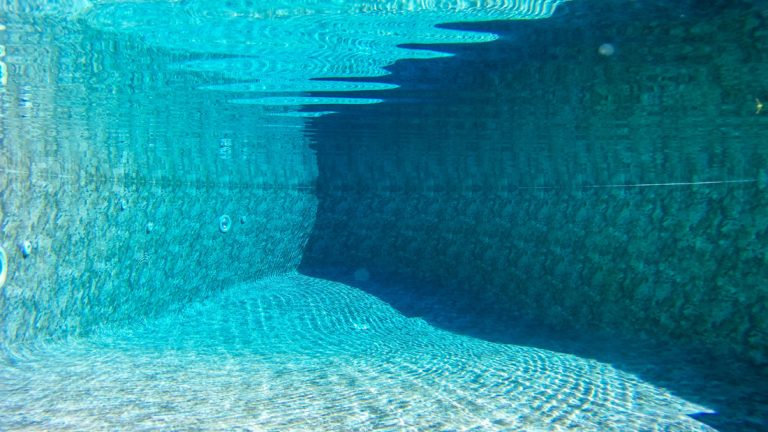 interierovy bazen foliovy betonovy 3D kameň folia ALKORPLAN touch RENOLIT authentic bazen na klúč