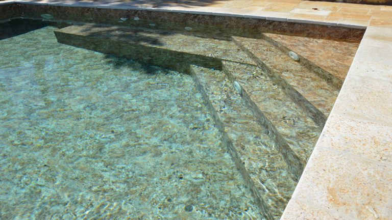 exterierovy exkluzivny bazen na mieru foliovy betonovy 3D kameň folia ALKORPLAN touch authentic bazen na klúč